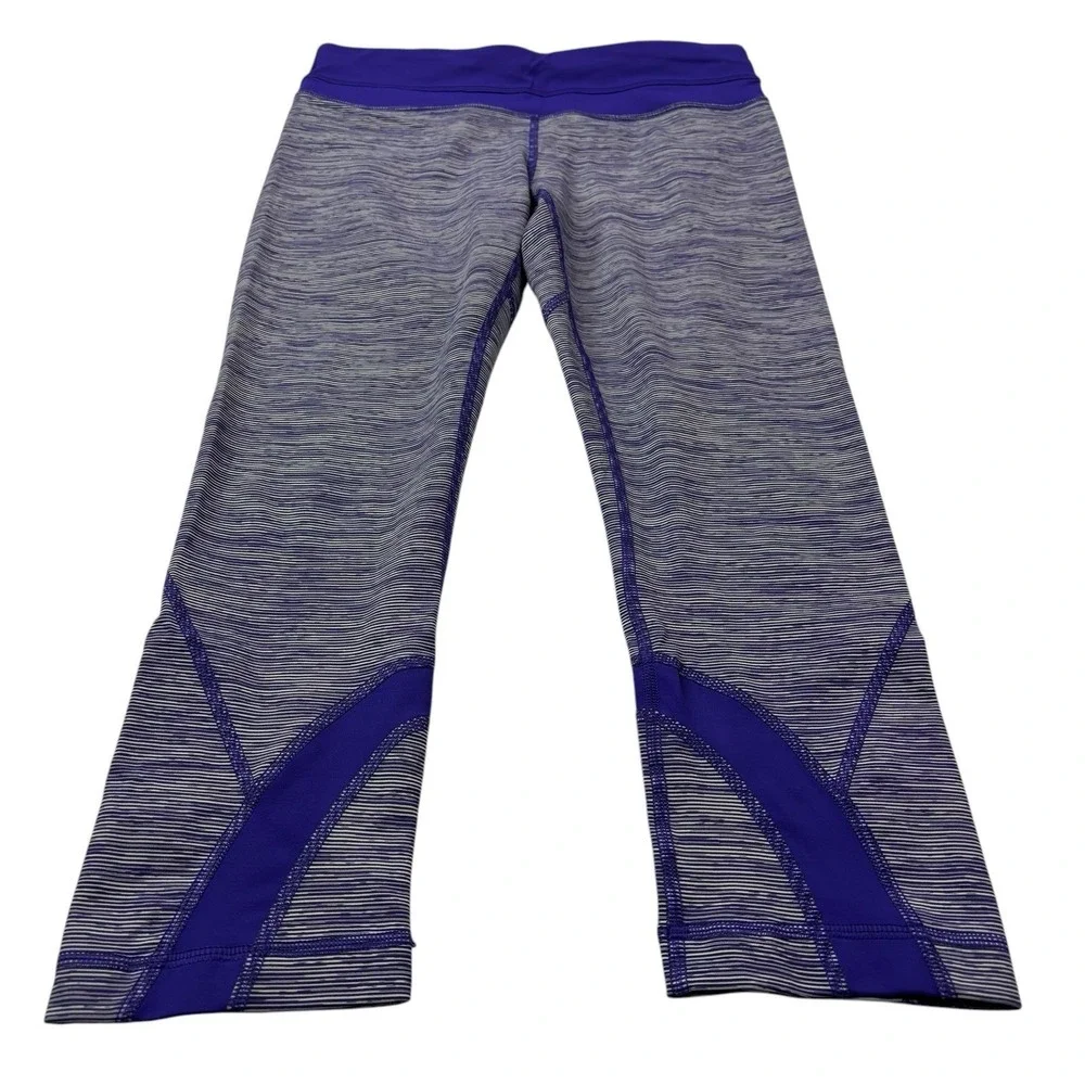 Lululemon Women's Size 6 Run Inspire Crop II Bruised Berry Wee‎ Leggings EUC
